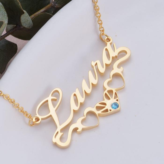 laura name necklace